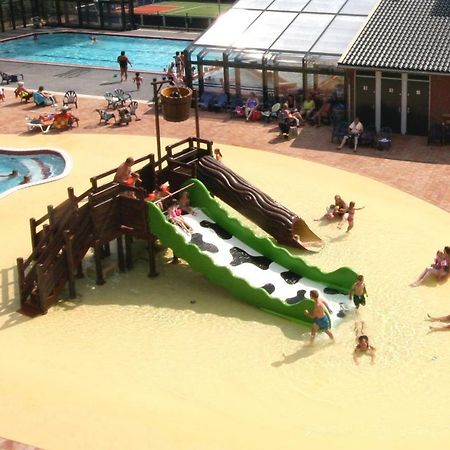 Lodge 4 Personen Camping De Molenhof Reutum Luaran gambar