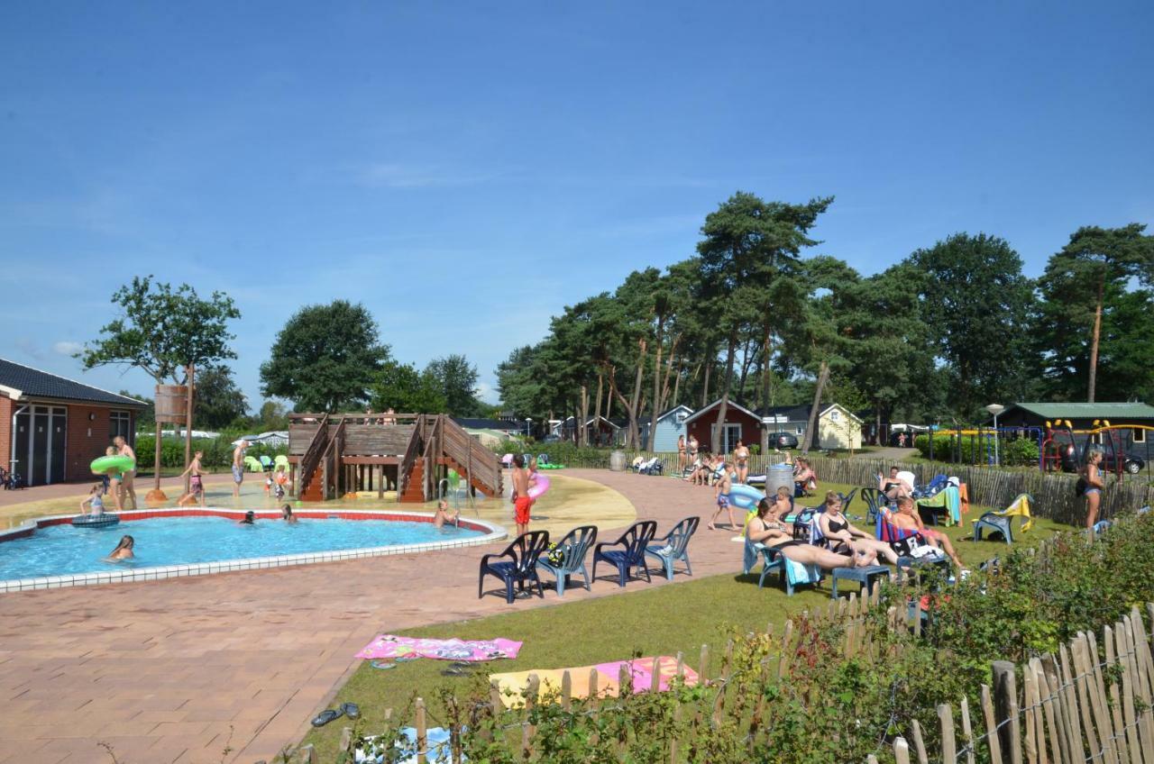 Lodge 4 Personen Camping De Molenhof Reutum Luaran gambar